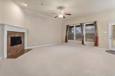 219 Boardwalk Avenue, Waxahachie, TX 75165 - Photo 9