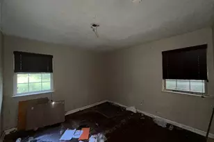 2325 Felder Ln, Fort Worth, TX 76112 - Photo 7