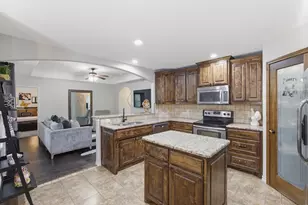 1323 Fairway Dr, Graham, TX 76450 - Photo 11
