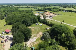 3700 Co Rd 4040, Whitewright, TX 75491 - Photo 21