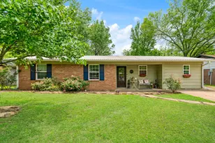 1975 Brown Ave, Paris, TX 75460 - Photo 1
