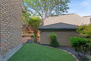 5565 Preston Oaks Rd, Dallas, TX 75254 - Photo 15