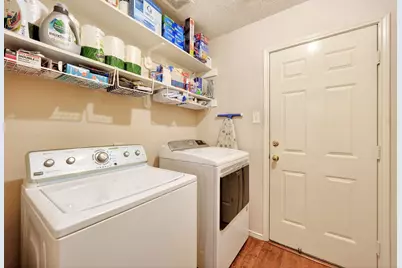 2105 Pritchard Drive, Grapevine, TX 76051 - Photo 37