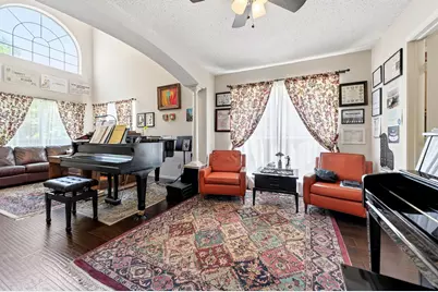 2105 Pritchard Drive, Grapevine, TX 76051 - Photo 9