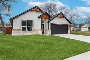 225 West Pl, White Settlement, TX 76108 - Photo 3