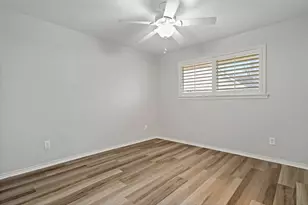 10141 Fieldfare Ct, Dallas, TX 75229 - Photo 21