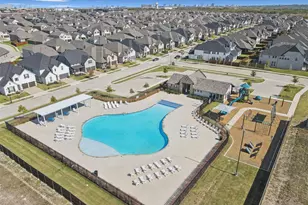 1753 Sir Dustin Ln, Carrollton, TX 75010 - Photo 39