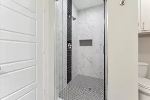 2811 Harston St, Dallas, TX 75212 - Photo 11