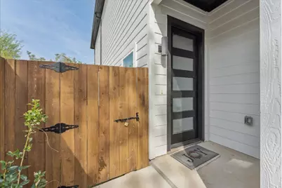 2811 Harston Street, Dallas, TX 75212 - Photo 3