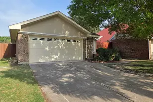 2125 Rose Cliff Ln, Carrollton, TX 75007 - Photo 1