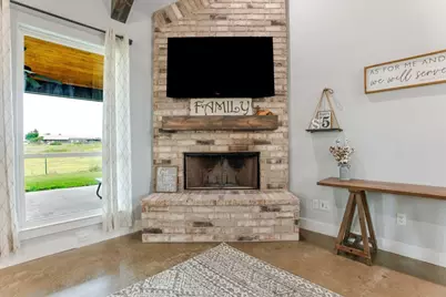 1040 Pioneer Crossing, Weatherford, TX 76088 - Photo 7