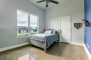 1040 Pioneer Xing, Weatherford, TX 76088 - Photo 17