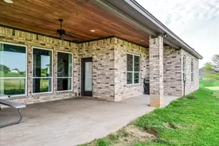 1040 Pioneer Xing, Weatherford, TX 76088 - Photo 29