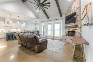 1040 Pioneer Xing, Weatherford, TX 76088 - Photo 5