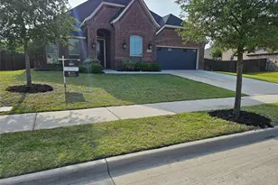 1533 Pierce St, Waxahachie, TX 75165 - Photo 11