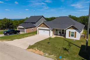 2703 San Gabriel Dr, Granbury, TX 76048 - Photo 5