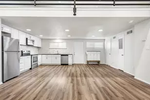 2208 W Rosedale St S, Fort Worth, TX 76110 - Photo 5
