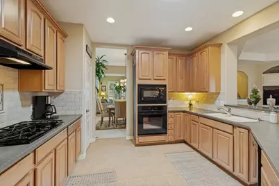 7926 Staley Drive, Frisco, TX 75036 - Photo 9