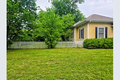 324 E Liberty Street, Pilot Point, TX 76258 - Photo 17