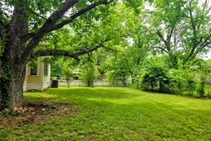 324 E Liberty St, Pilot Point, TX 76258 - Photo 23