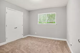 1434 Oakbrook St, Lancaster, TX 75134 - Photo 9