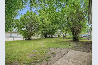 1434 Oakbrook Street, Lancaster, TX 75134 - Photo 19