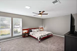 1023 Auburn Dr, Arlington, TX 76012 - Photo 9
