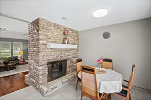 1023 Auburn Dr, Arlington, TX 76012 - Photo 3