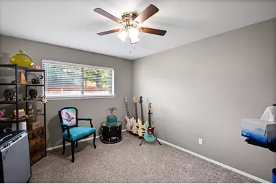 1023 Auburn Drive, Arlington, TX 76012 - Photo 19