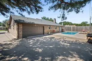 1023 Auburn Dr, Arlington, TX 76012 - Photo 21