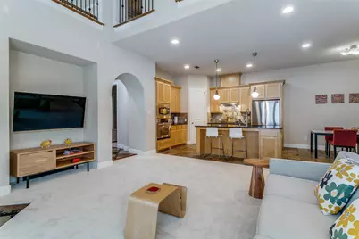 751 Laguna, Irving, TX 75039 - Photo 5