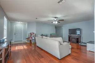 1973 Lariat Dr, Fort Worth, TX 76247 - Photo 5