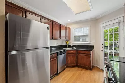 2902 State Street #13, Dallas, TX 75204 - Photo 13