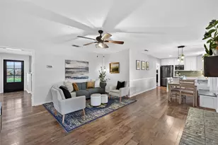 1917 Mesquite Trail, Hurst, TX 76054 - Photo 7