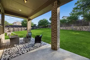 7332 Meler Ln, Irving, TX 75063 - Photo 33