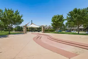 7332 Meler Ln, Irving, TX 75063 - Photo 39