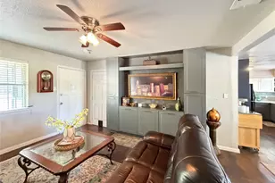2243 Inca Dr, Dallas, TX 75216 - Photo 3