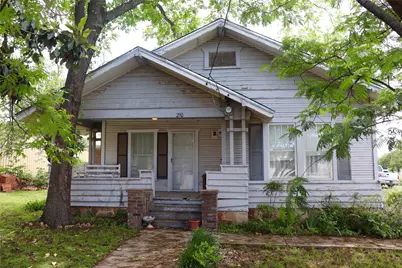 210 E Roberts Street, Gorman, TX 76454 - Photo 1