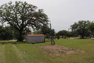 210 E Roberts St, Gorman, TX 76454 - Photo 25