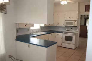210 E Roberts St, Gorman, TX 76454 - Photo 11