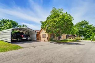 601 S Miller St, Decatur, TX 76234 - Photo 5