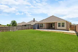 216 Ovaletta Dr, Justin, TX 76247 - Photo 35