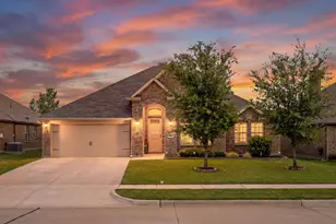 216 Ovaletta Dr, Justin, TX 76247 - Photo 1