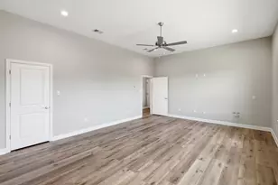 5126 Country Club Dr, Granbury, TX 76049 - Photo 29