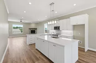 5126 Country Club Dr, Granbury, TX 76049 - Photo 11