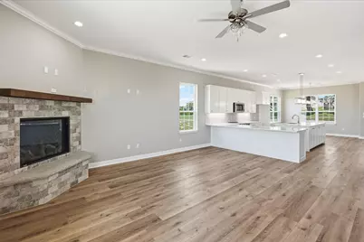5126 Country Club Drive, Granbury, TX 76049 - Photo 7