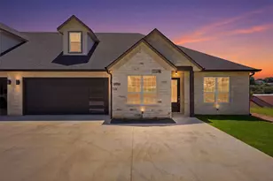 5126 Country Club Dr, Granbury, TX 76049 - Photo 1