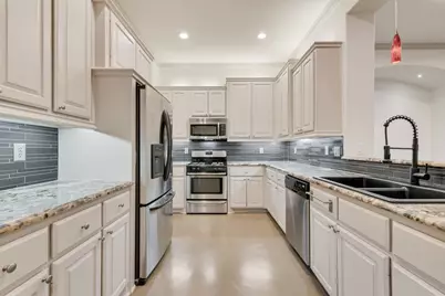 5113 Vandelia Street, Dallas, TX 75235 - Photo 3