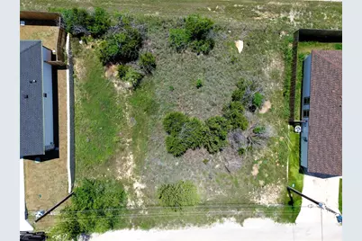 5833 Barkridge Drive, Granbury, TX 76048 - Photo 5