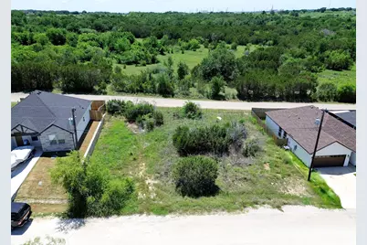 5833 Barkridge Drive, Granbury, TX 76048 - Photo 3